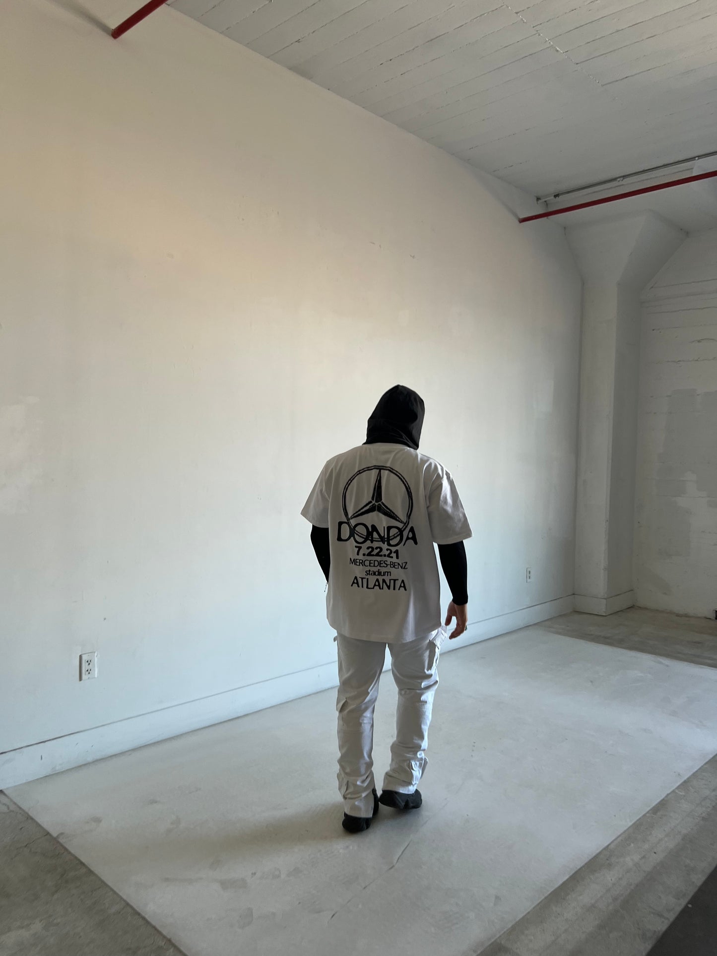 DONDA T White